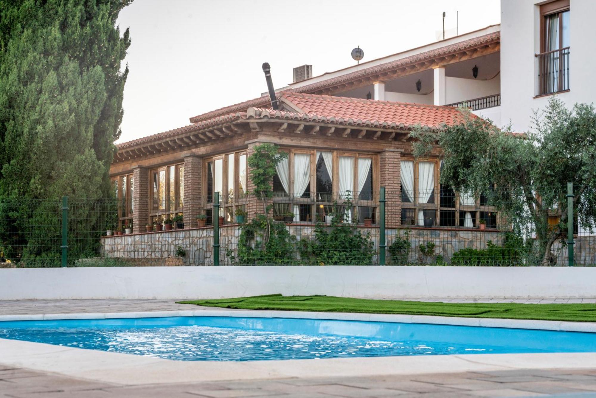 Hotel Rural Familiar Almirez-Alpujarra เลาฆาร์ เด อันดารากซ์ ภายนอก รูปภาพ