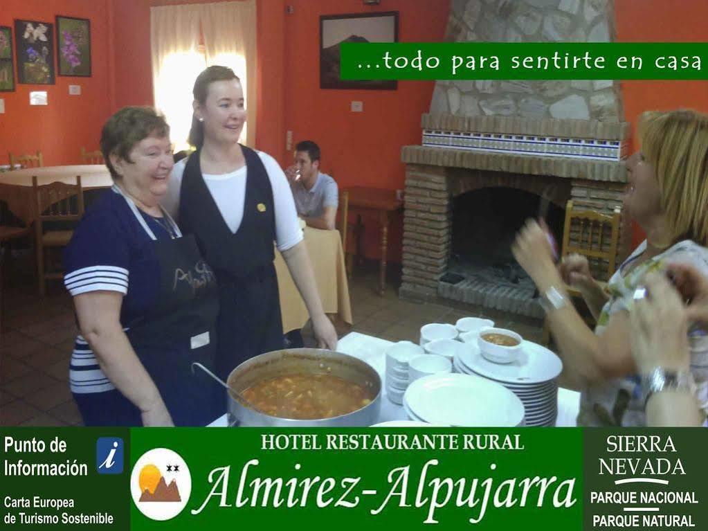 Hotel Rural Familiar Almirez-Alpujarra เลาฆาร์ เด อันดารากซ์ ภายนอก รูปภาพ