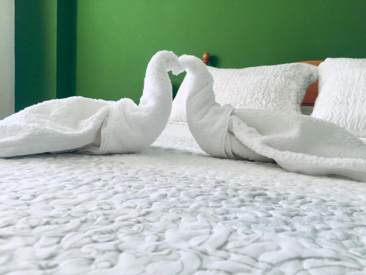 Hotel Rural Familiar Almirez-Alpujarra เลาฆาร์ เด อันดารากซ์ ภายนอก รูปภาพ