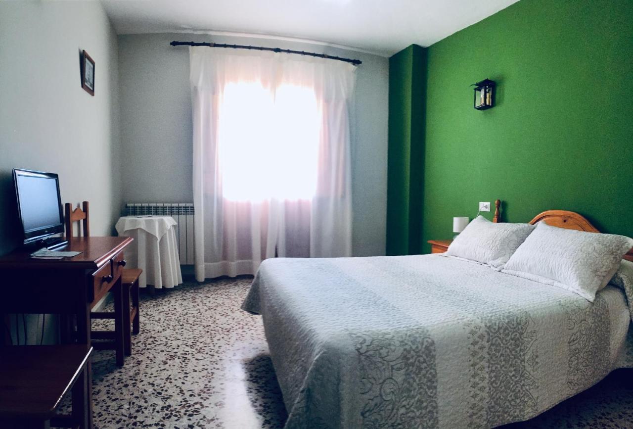 Hotel Rural Familiar Almirez-Alpujarra เลาฆาร์ เด อันดารากซ์ ภายนอก รูปภาพ